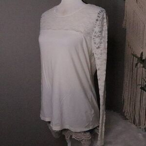 Cato | Long‎ Sleeve Lace Top Large